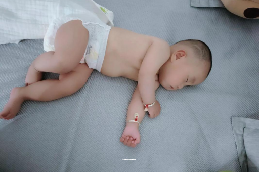 华容9个月宝宝可以吃盐吗